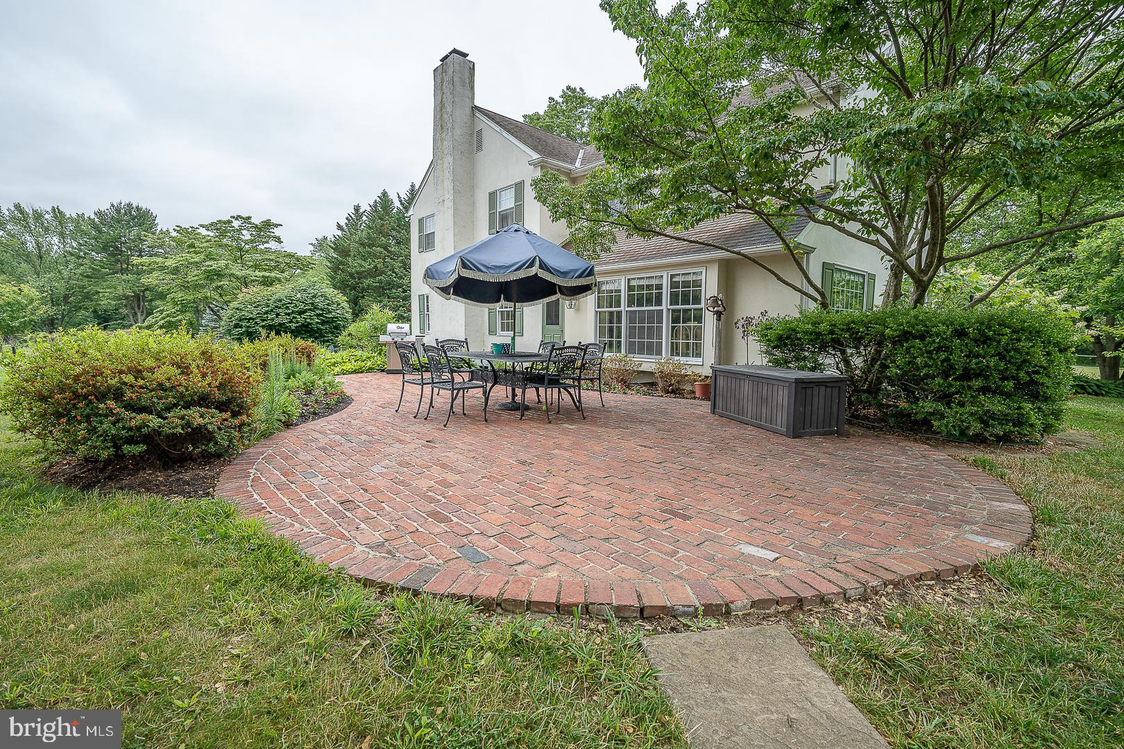 RADNOR HUNT - Residential