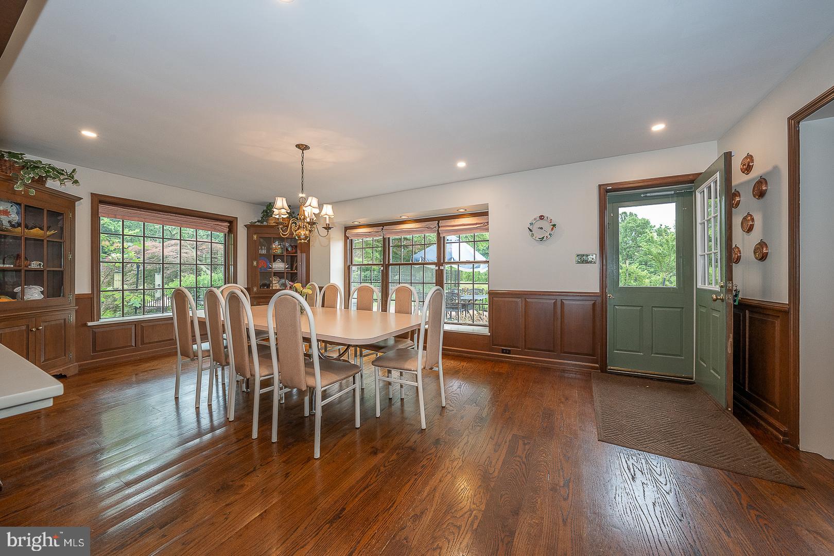 RADNOR HUNT - Residential