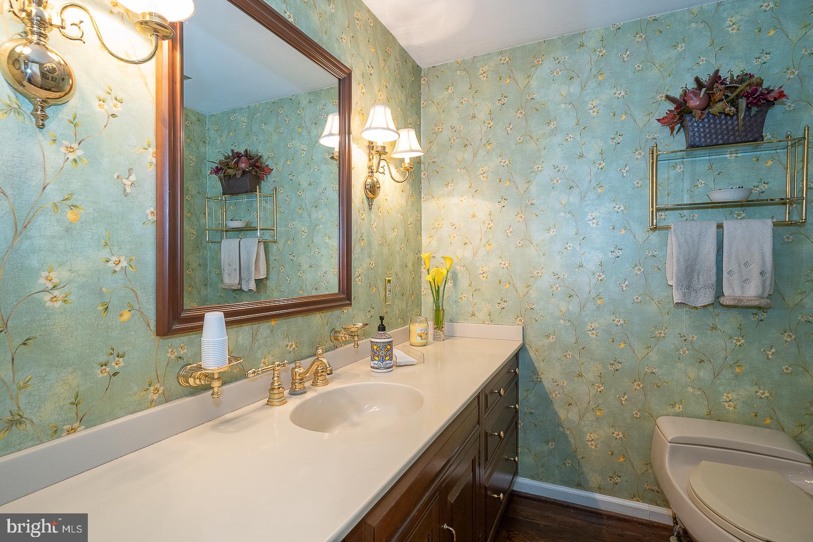 RADNOR HUNT - Residential