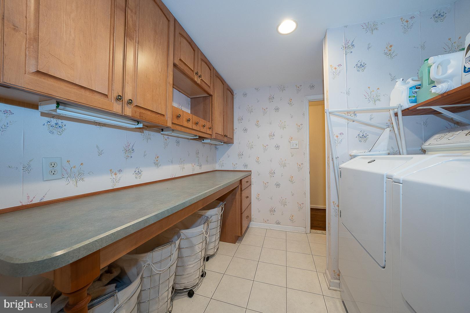 RADNOR HUNT - Residential