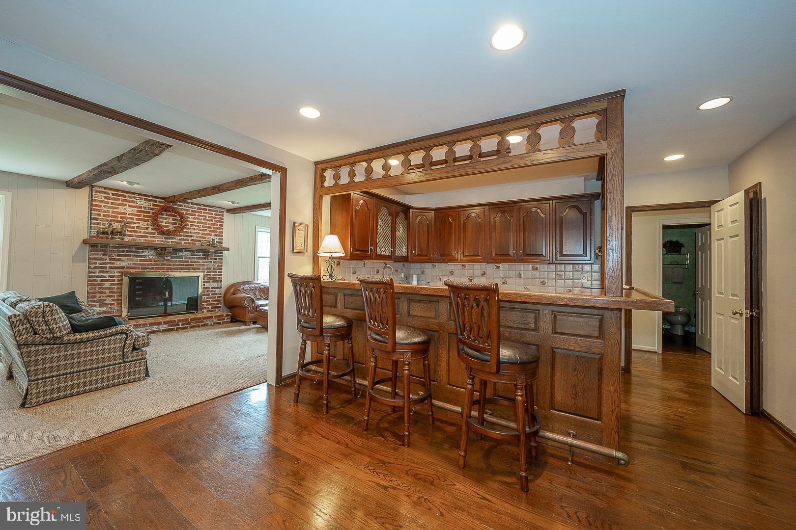 RADNOR HUNT - Residential