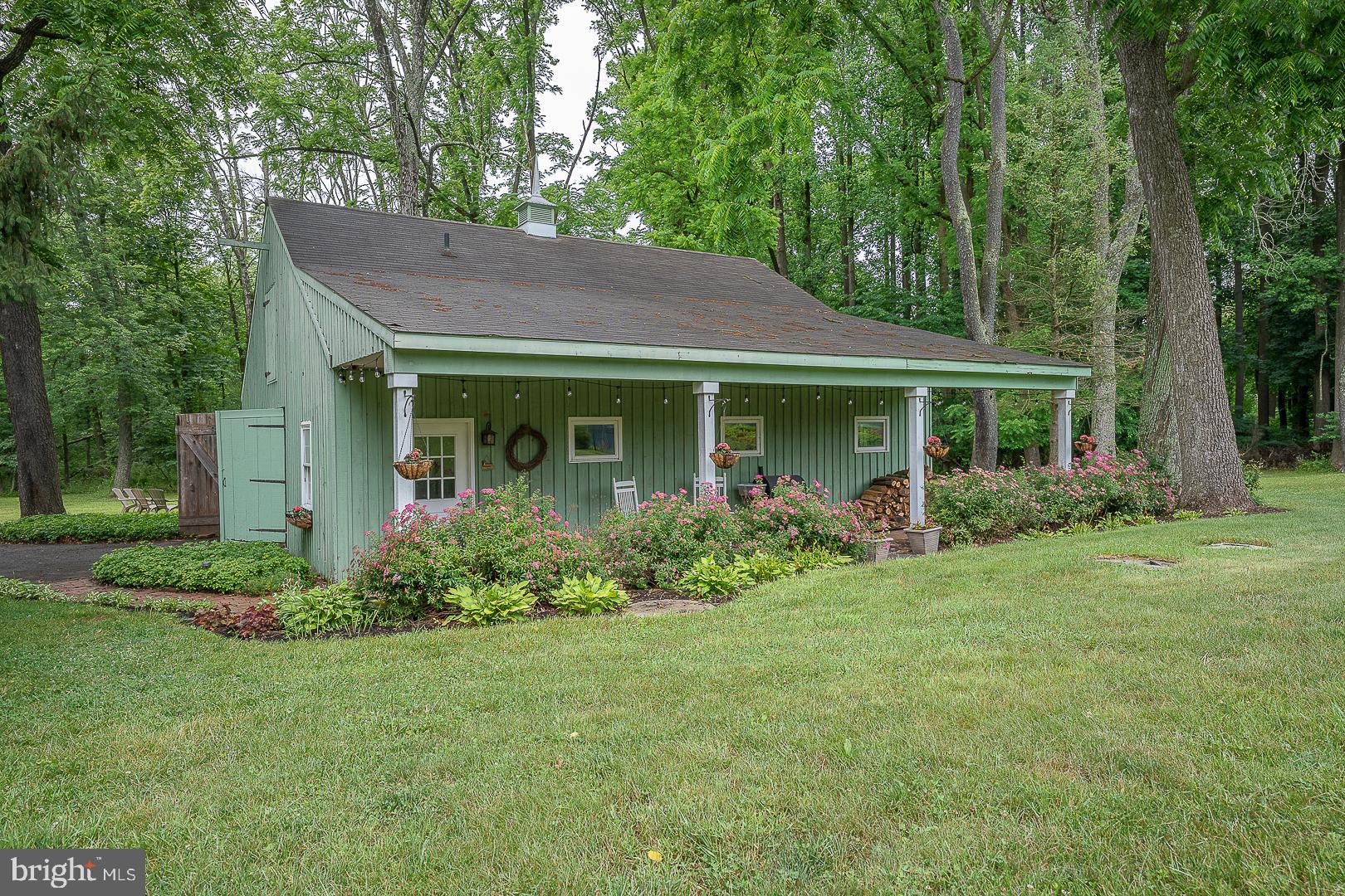 RADNOR HUNT - Residential