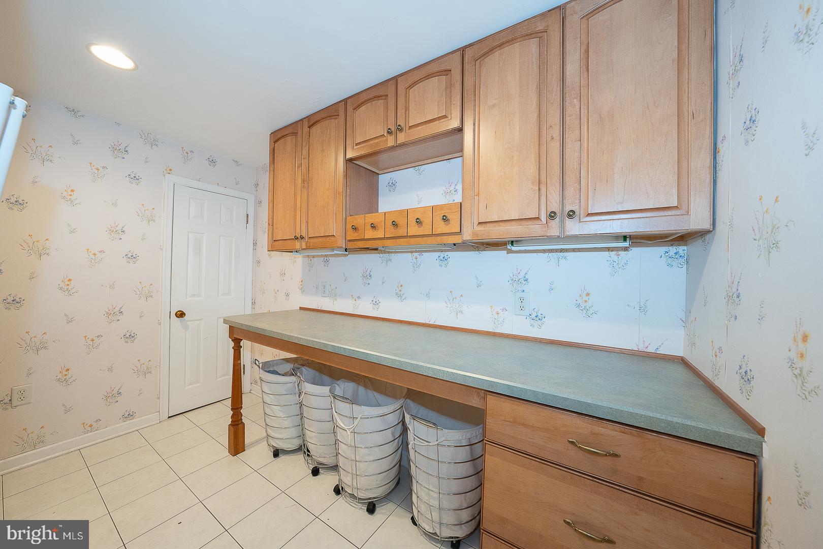 RADNOR HUNT - Residential