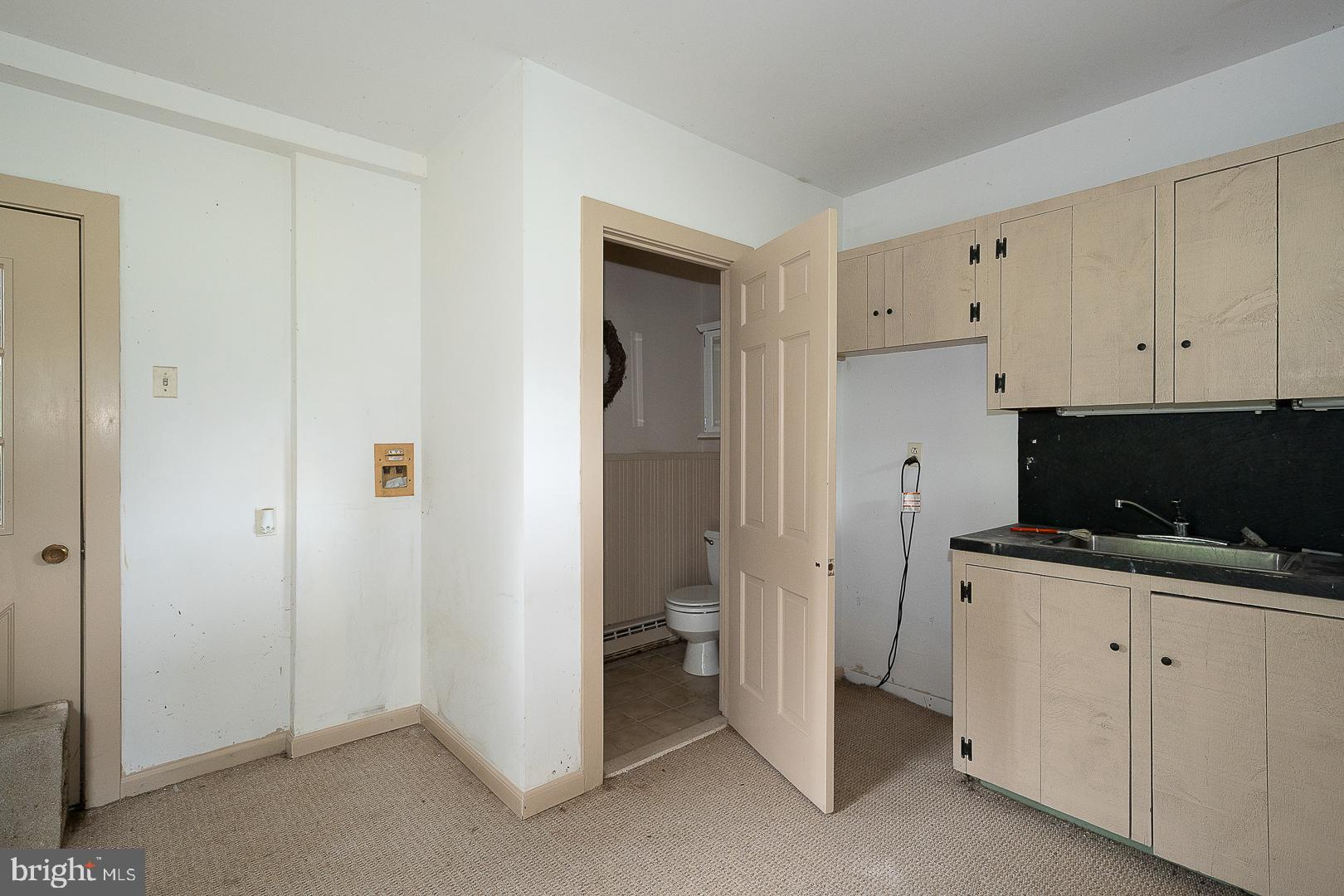 RADNOR HUNT - Residential