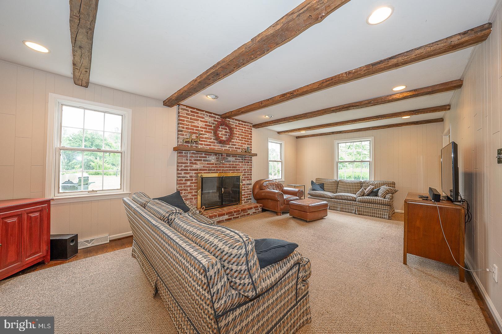 RADNOR HUNT - Residential