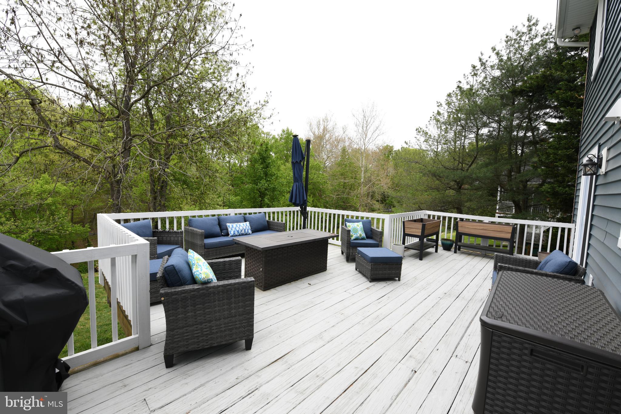 COUNTRY CLUB PARK - Residential