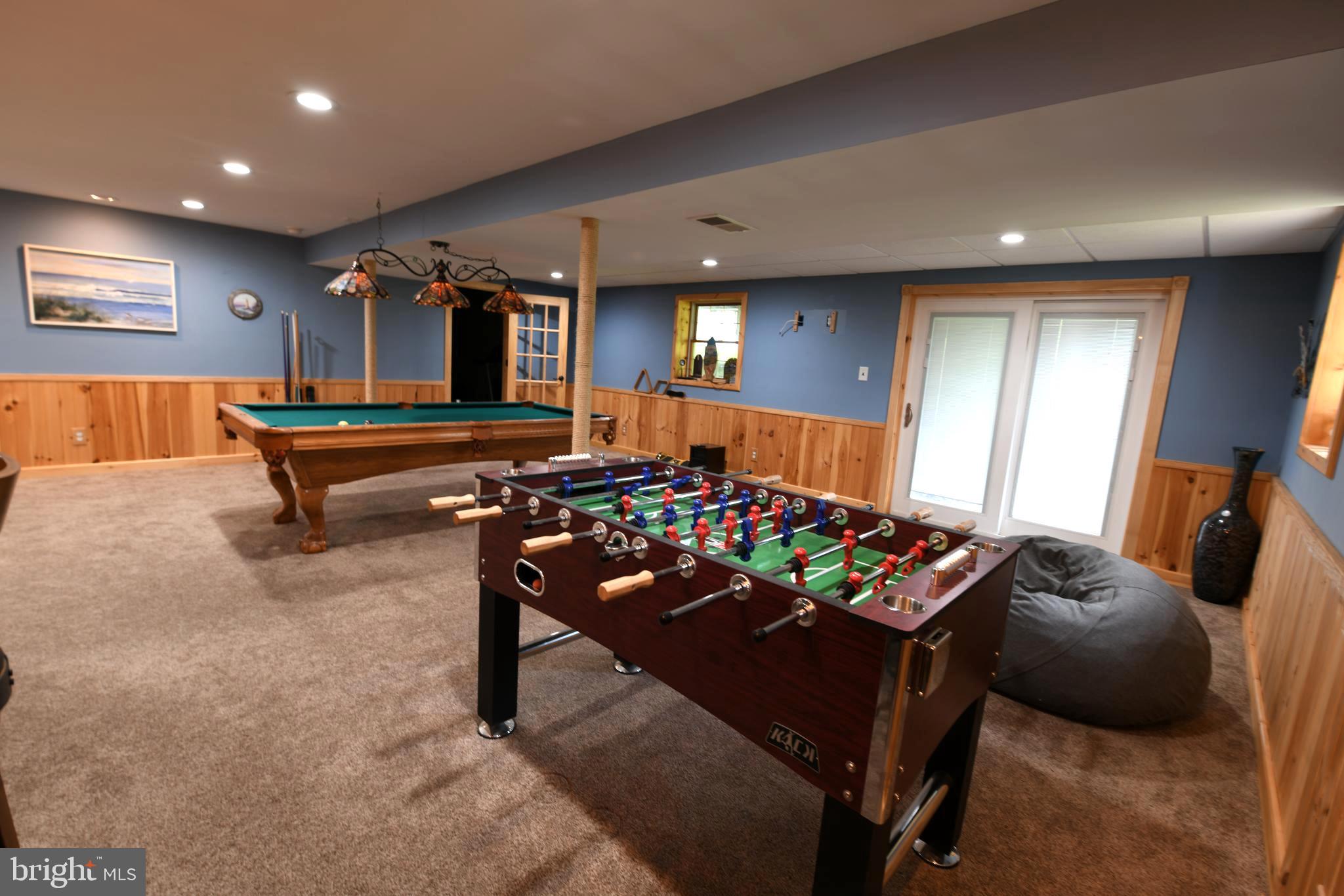 COUNTRY CLUB PARK - Residential