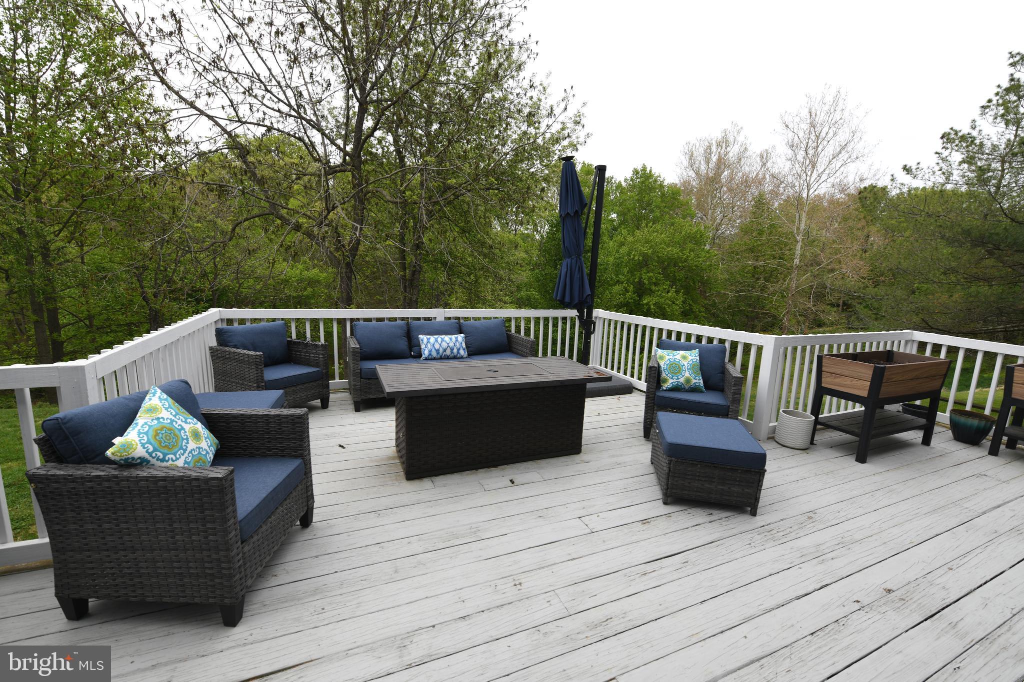 COUNTRY CLUB PARK - Residential