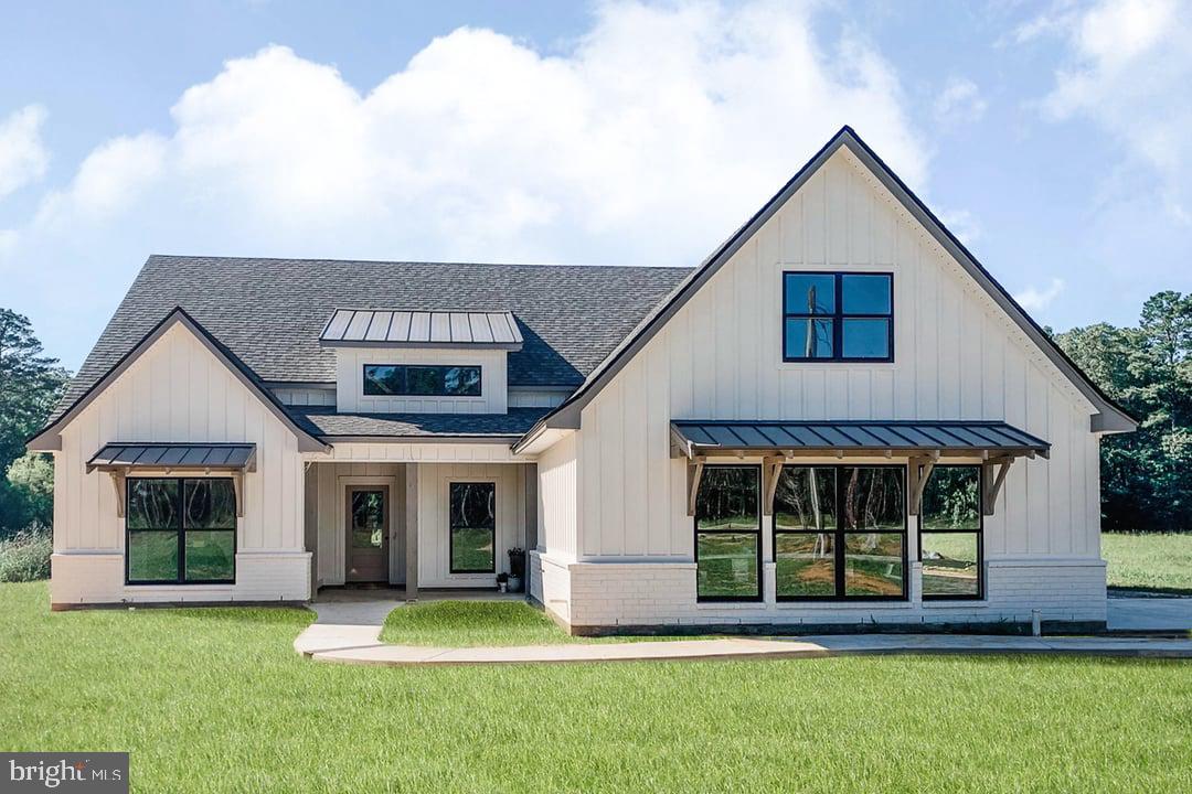 3211 WRANGLE HILL RD