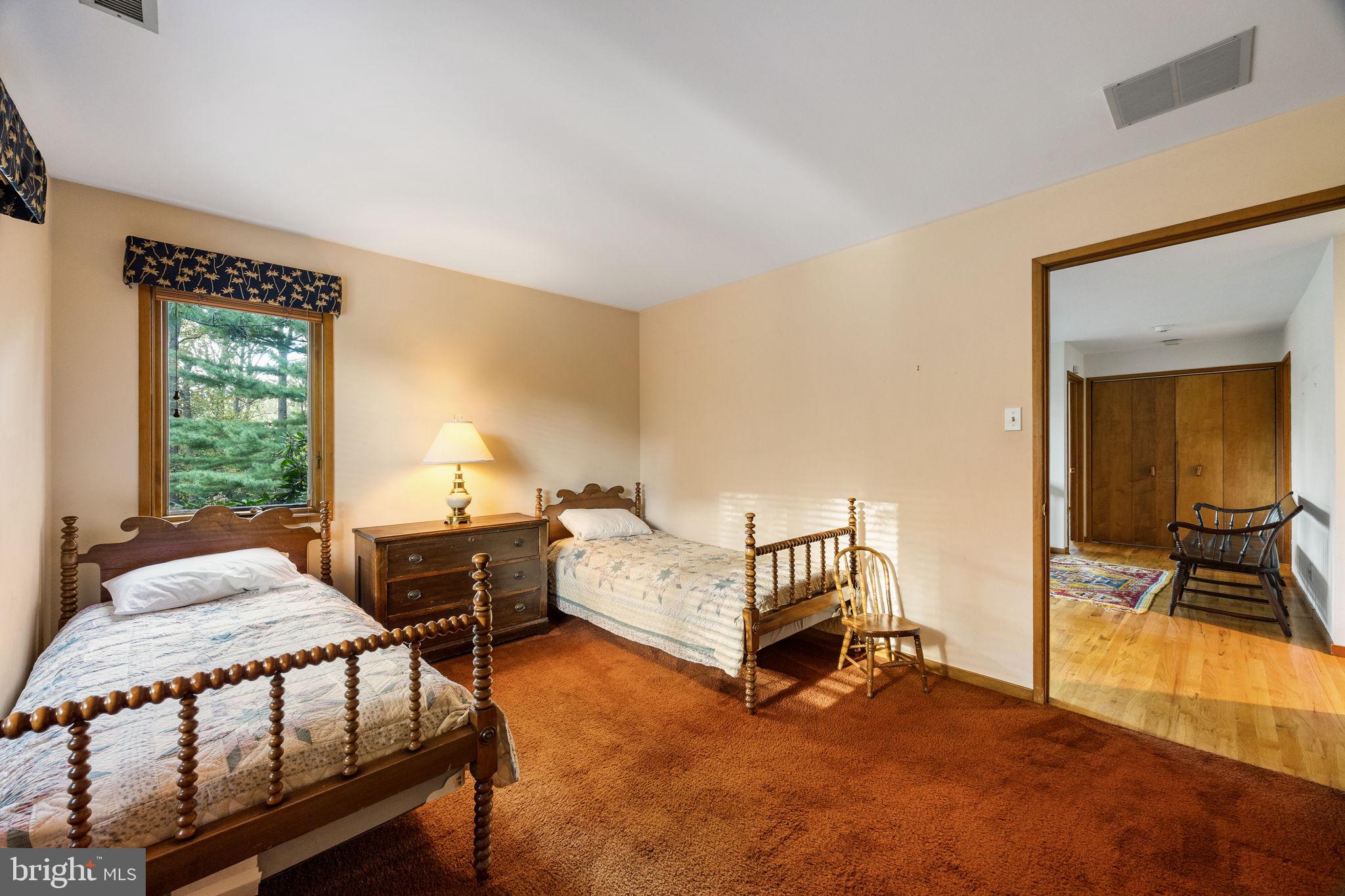 MIQUON - Residential