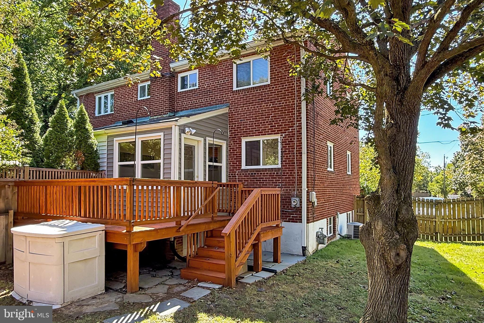 TEMPLE PARK - Residential