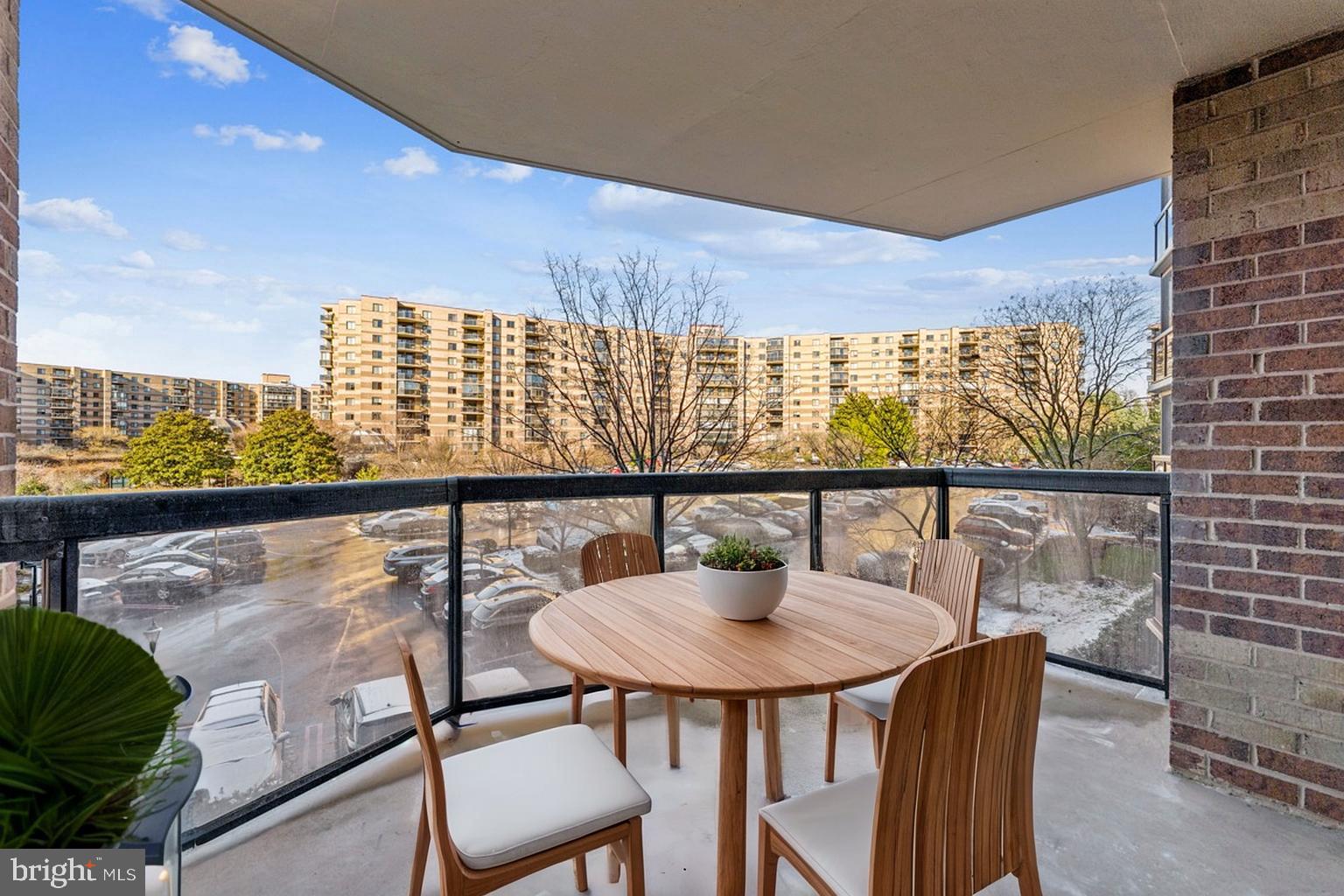 ROTONDA - Residential