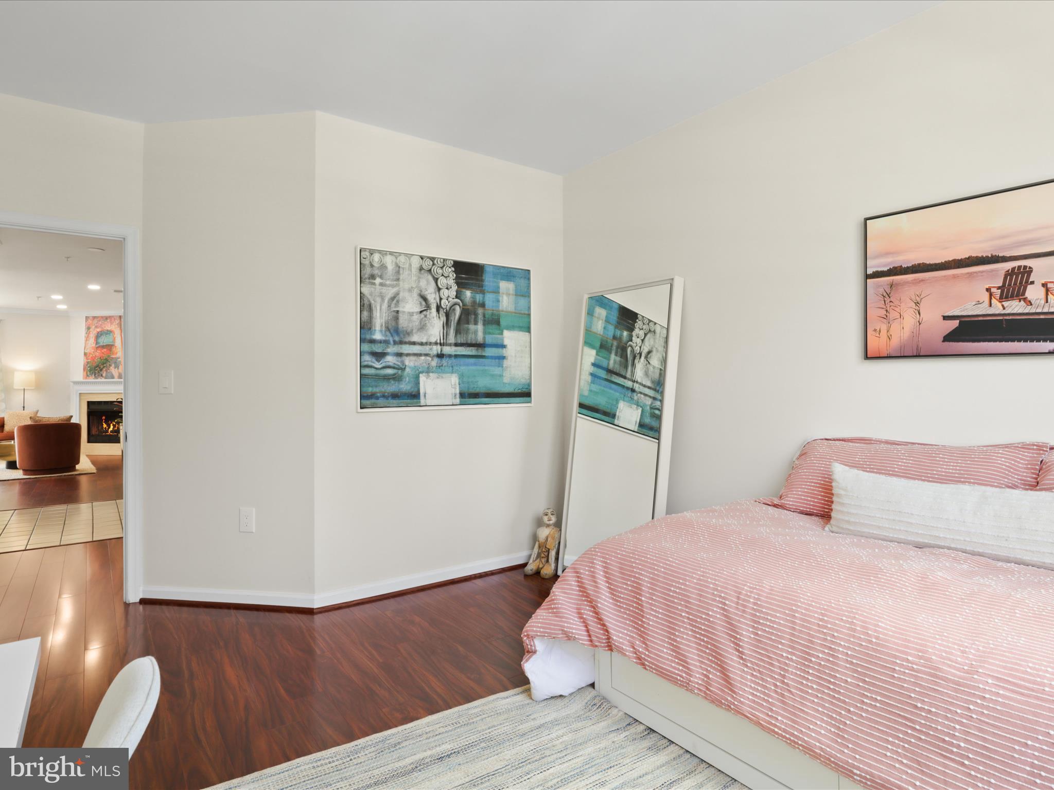 WORLDGATE CONDO - Residential