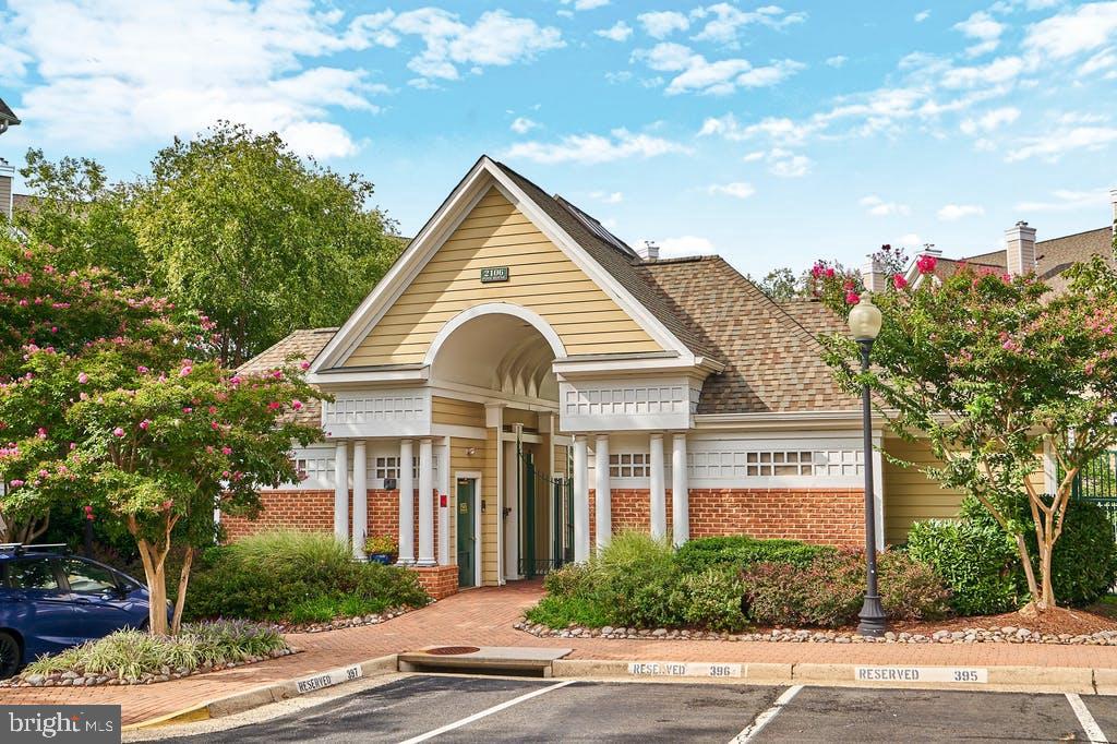 WORLDGATE CONDO - Residential