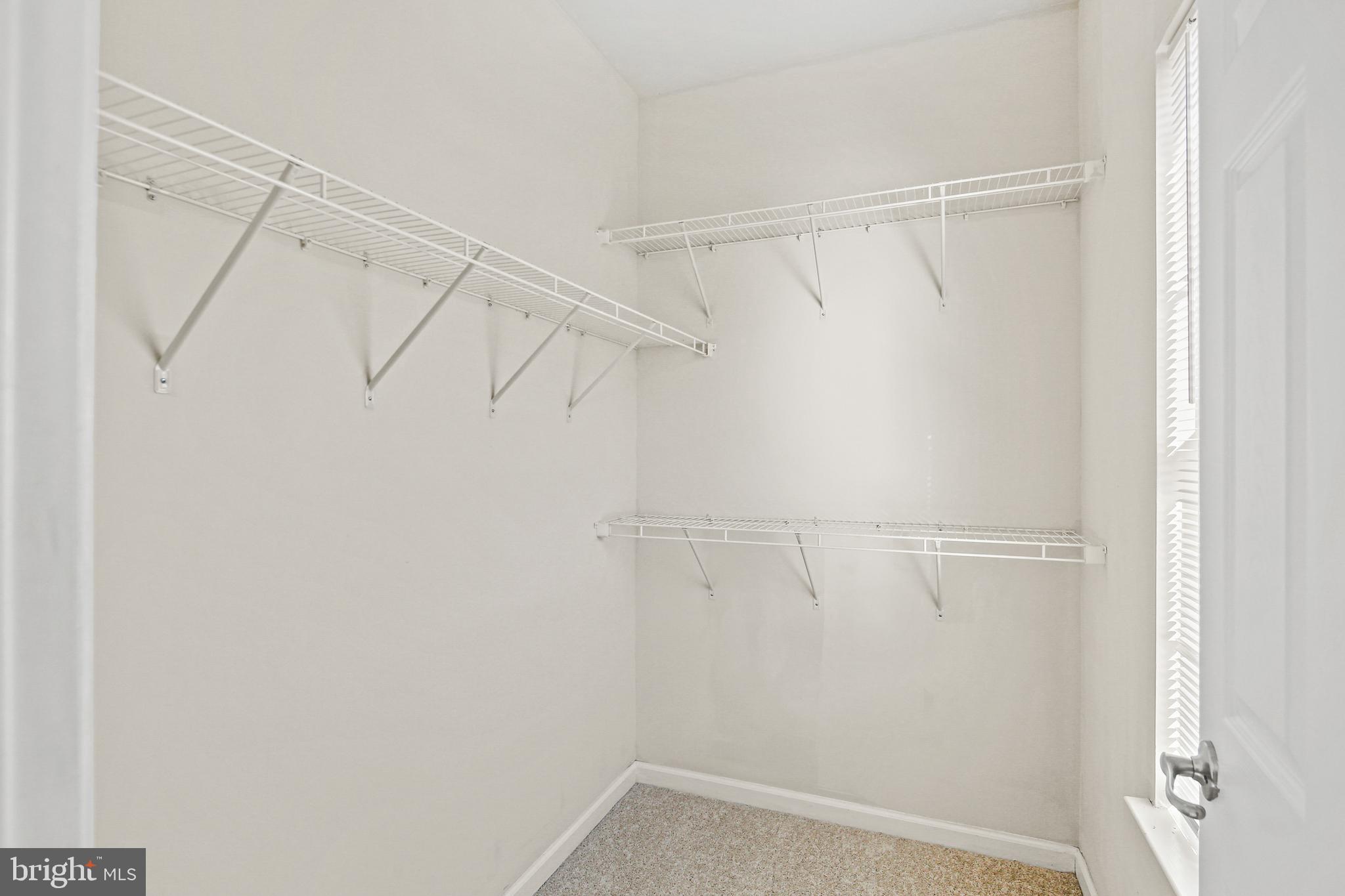 VIRGINIA LANDING - Residential Lease