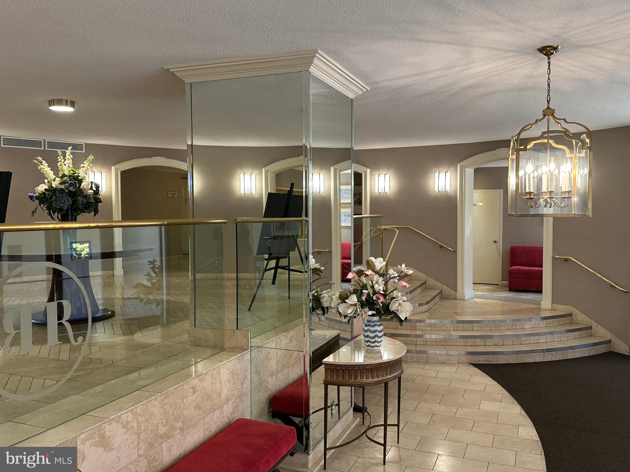 ROTONDA - Residential