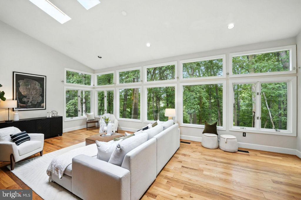 WINDSTONE - Residential