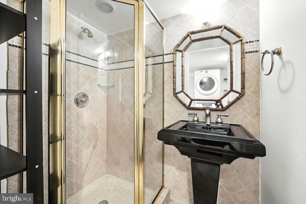 WINDSTONE - Residential