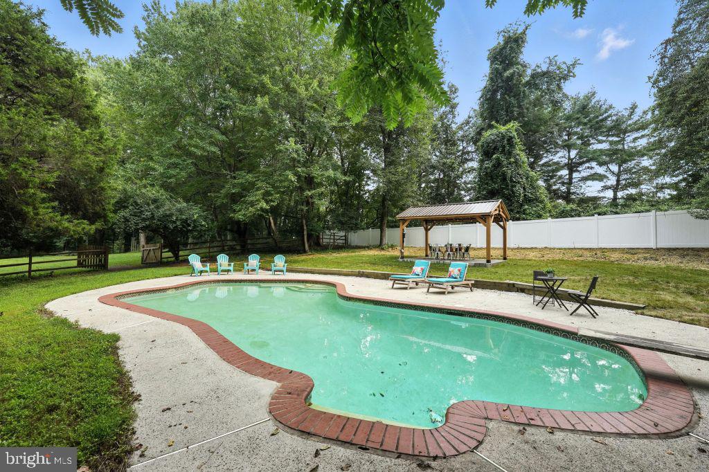 WINDSTONE - Residential