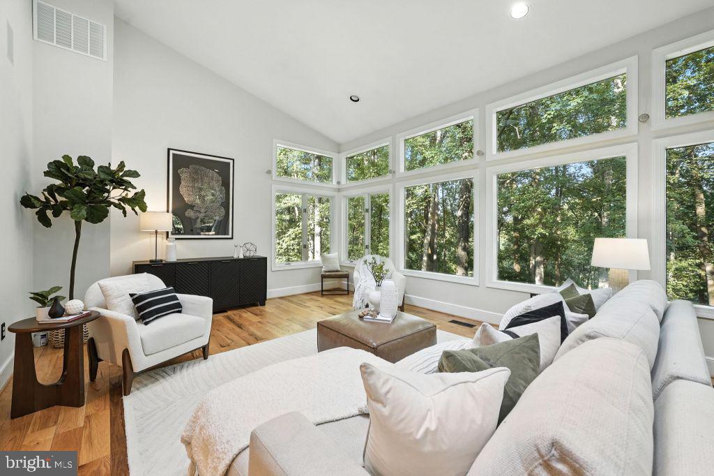 WINDSTONE - Residential