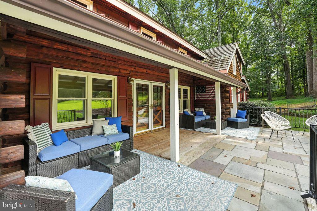 1536 WINDSTONE DRIVE