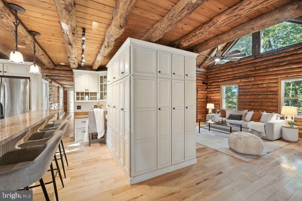 WINDSTONE - Residential