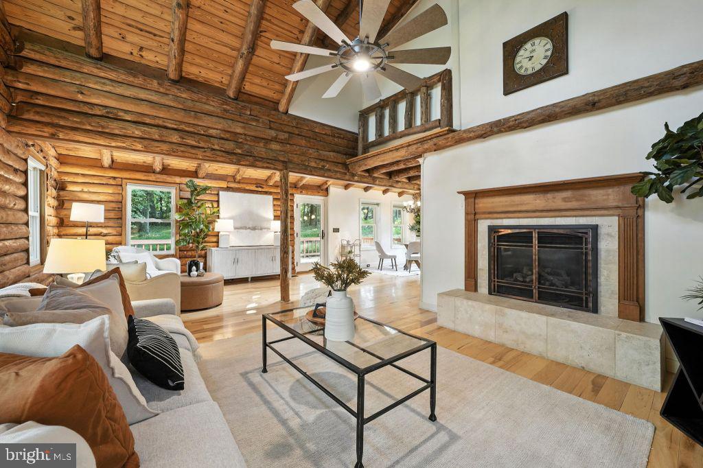 WINDSTONE - Residential