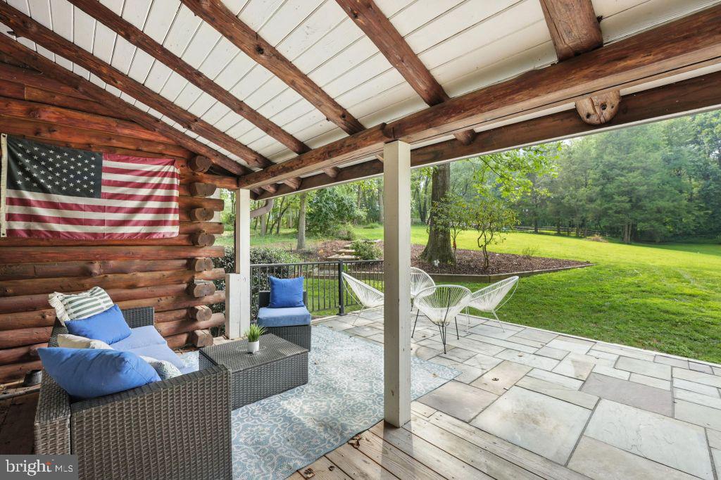 1536 WINDSTONE DRIVE