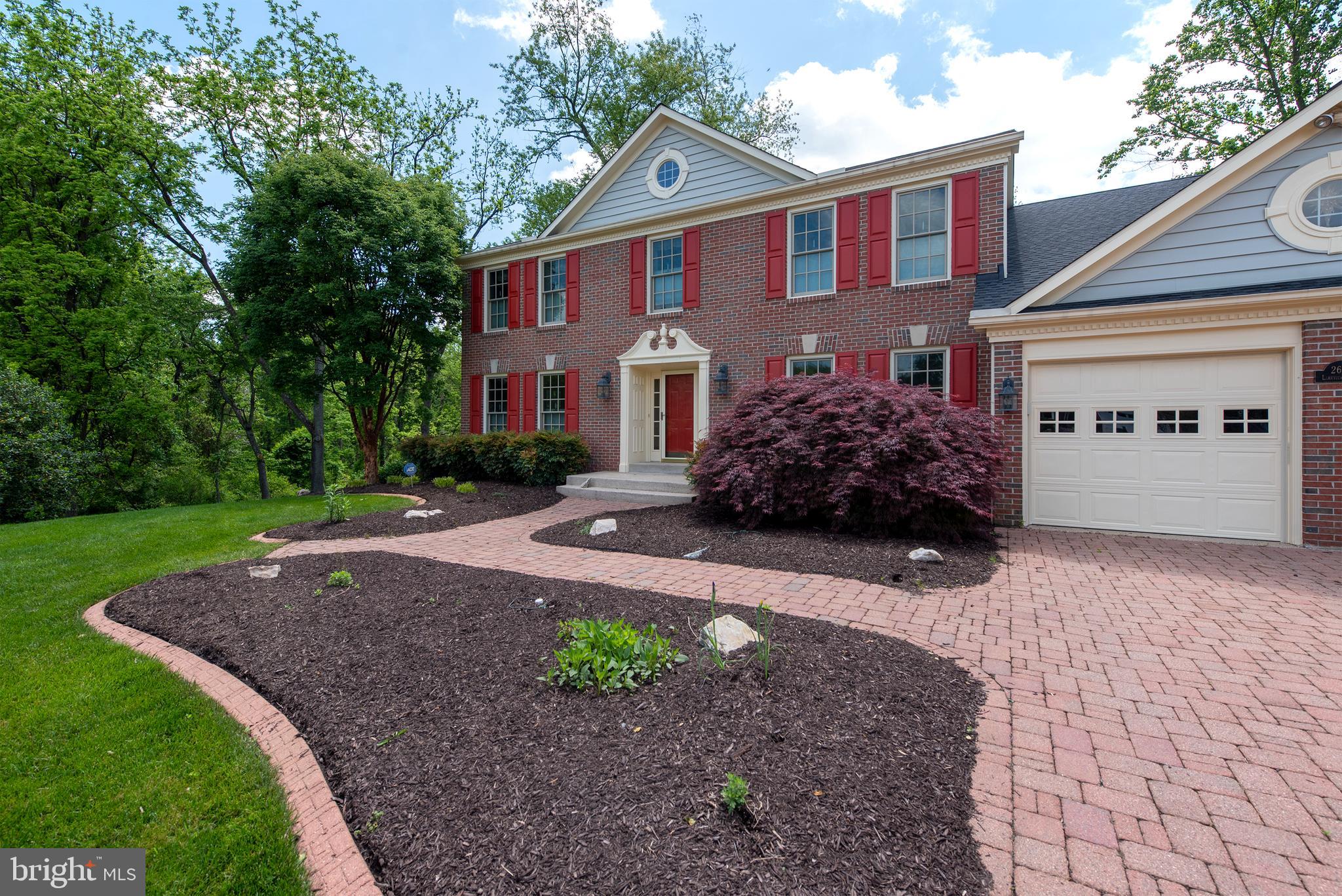 CAMPUS HILLS FARMS - Residential