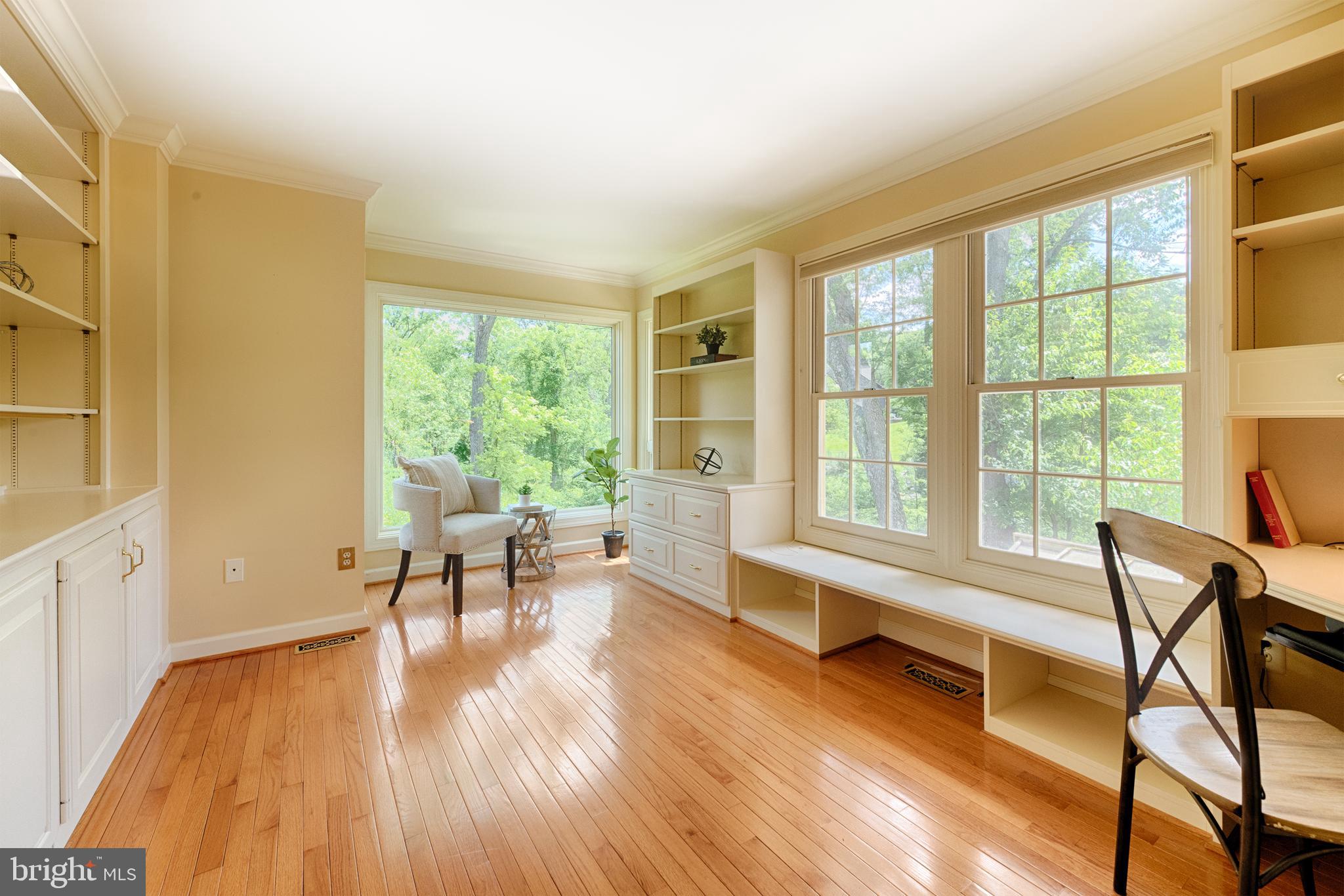 CAMPUS HILLS FARMS - Residential