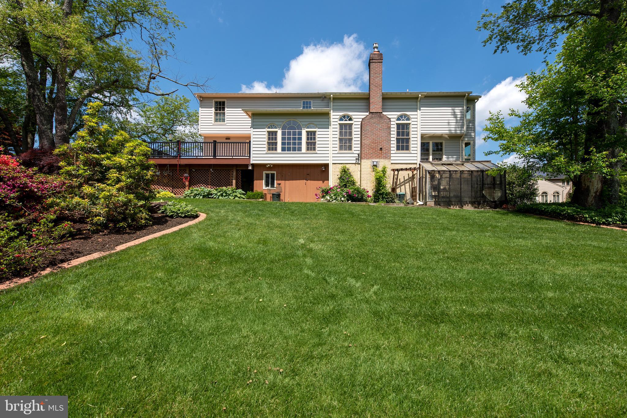 CAMPUS HILLS FARMS - Residential