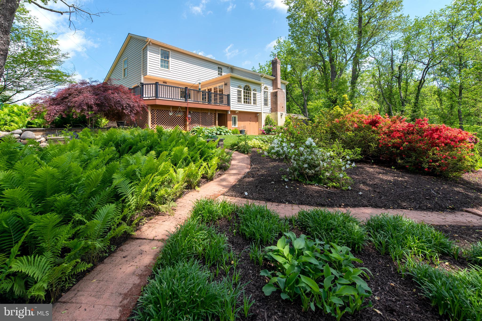 CAMPUS HILLS FARMS - Residential