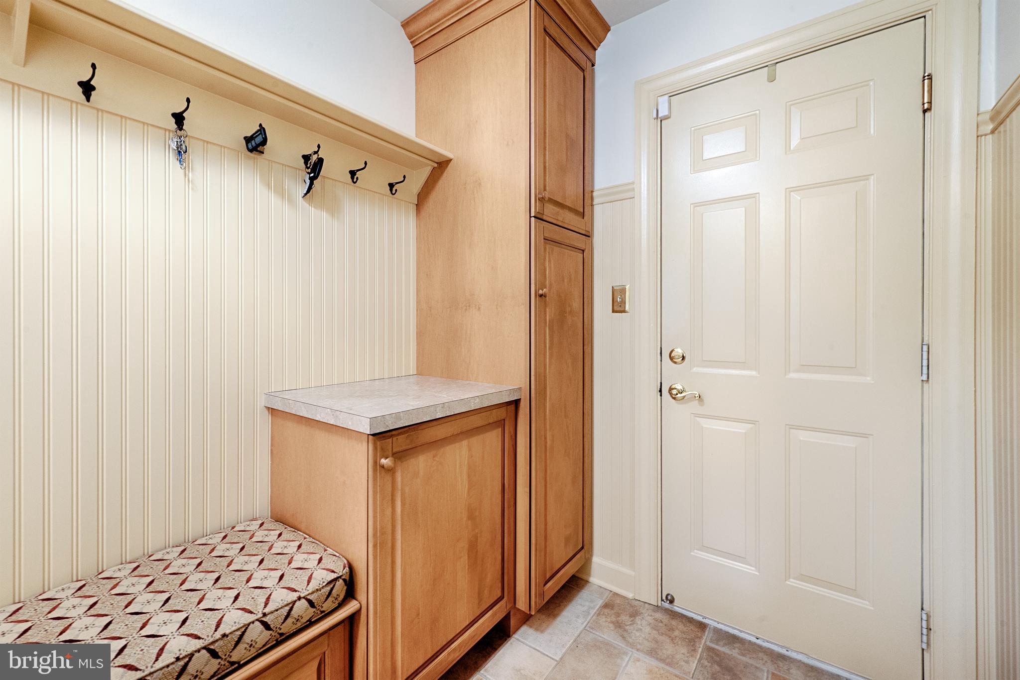 CAMPUS HILLS FARMS - Residential