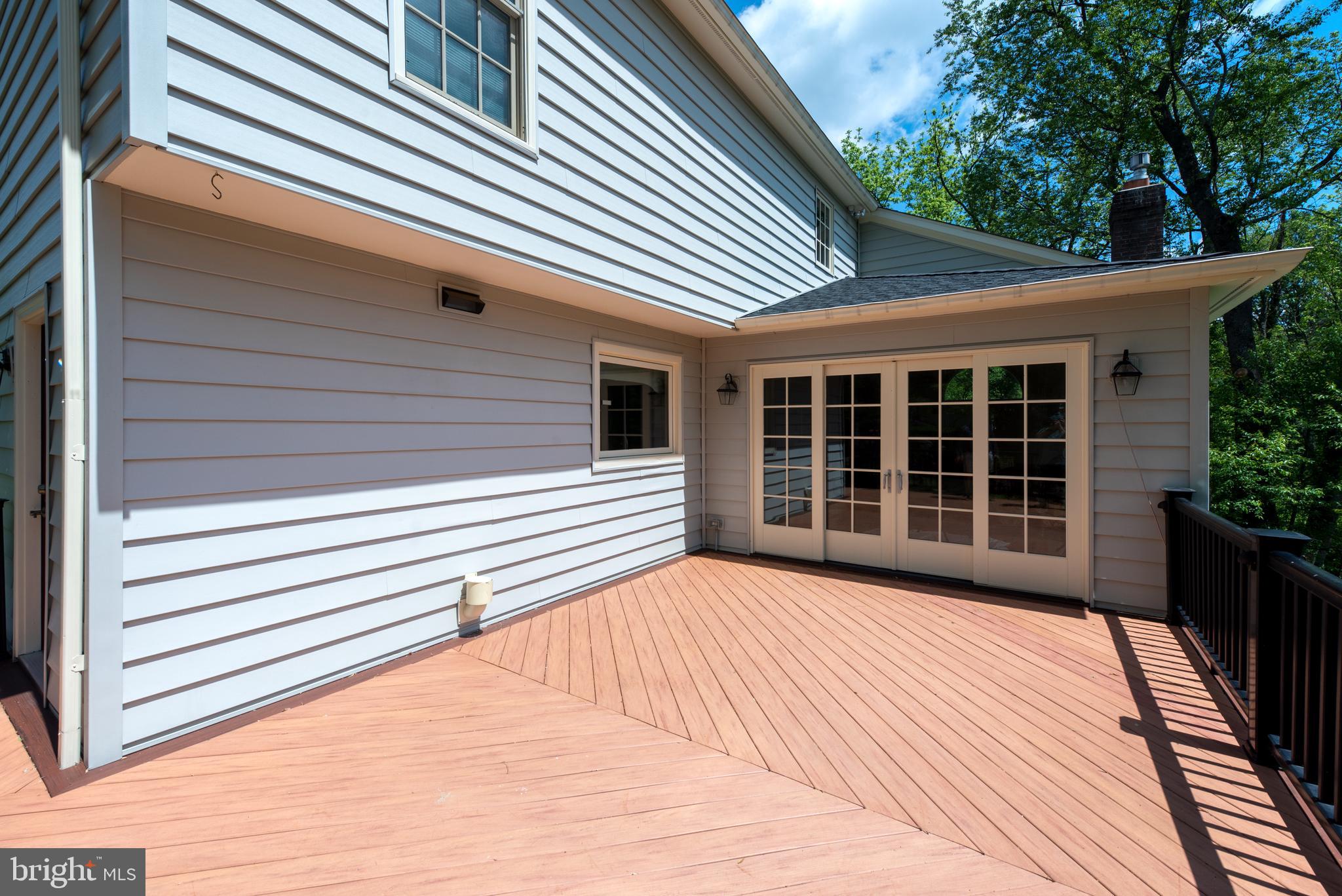 CAMPUS HILLS FARMS - Residential