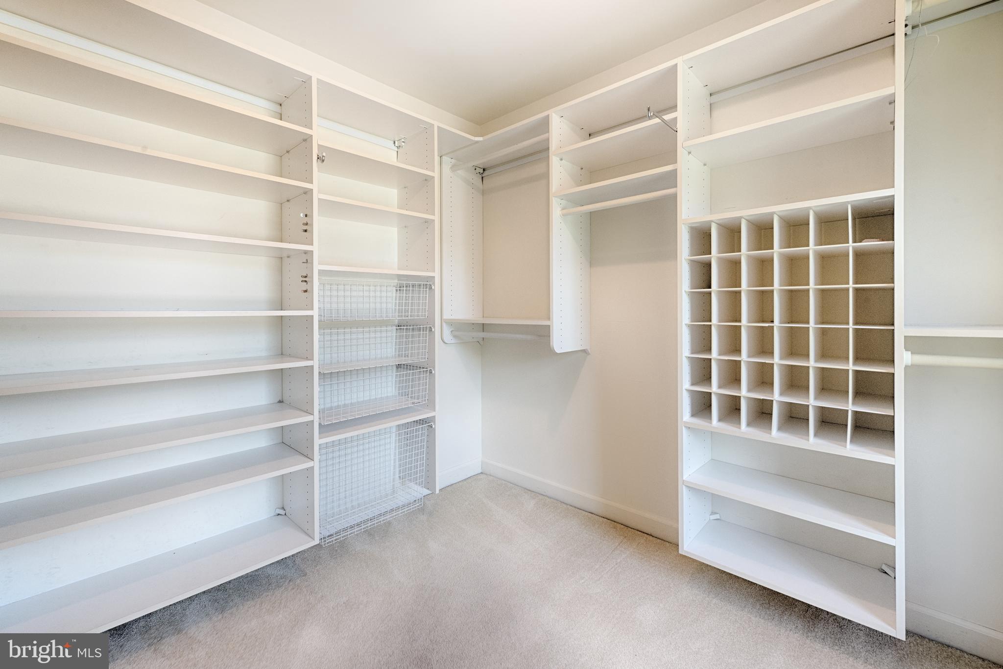 CAMPUS HILLS FARMS - Residential