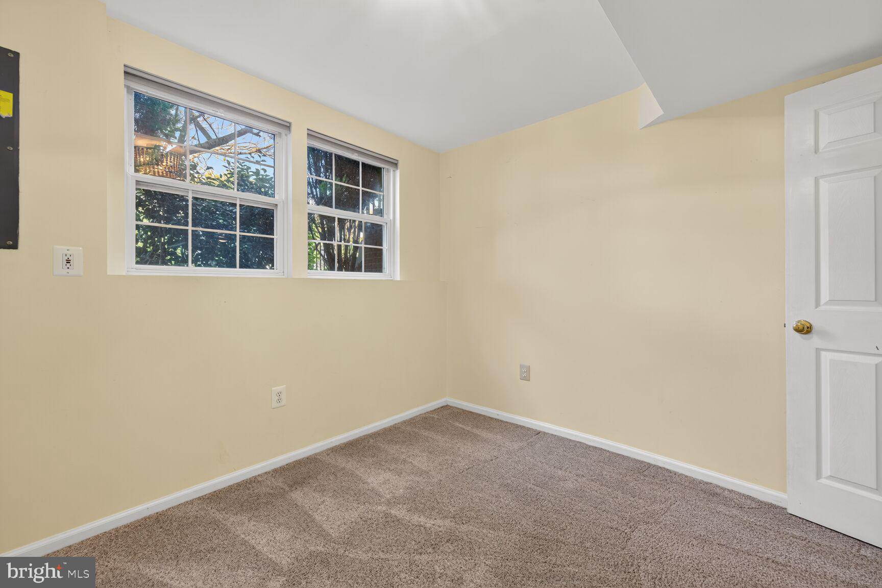 WILLOW BROOK - Residential