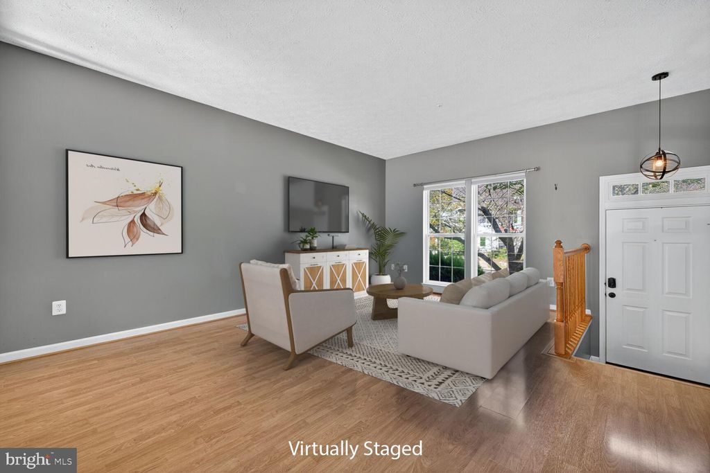 Photo of 2022 Sumner Drive, FREDERICK, MD 21702 (MLS # MDFR2077448)