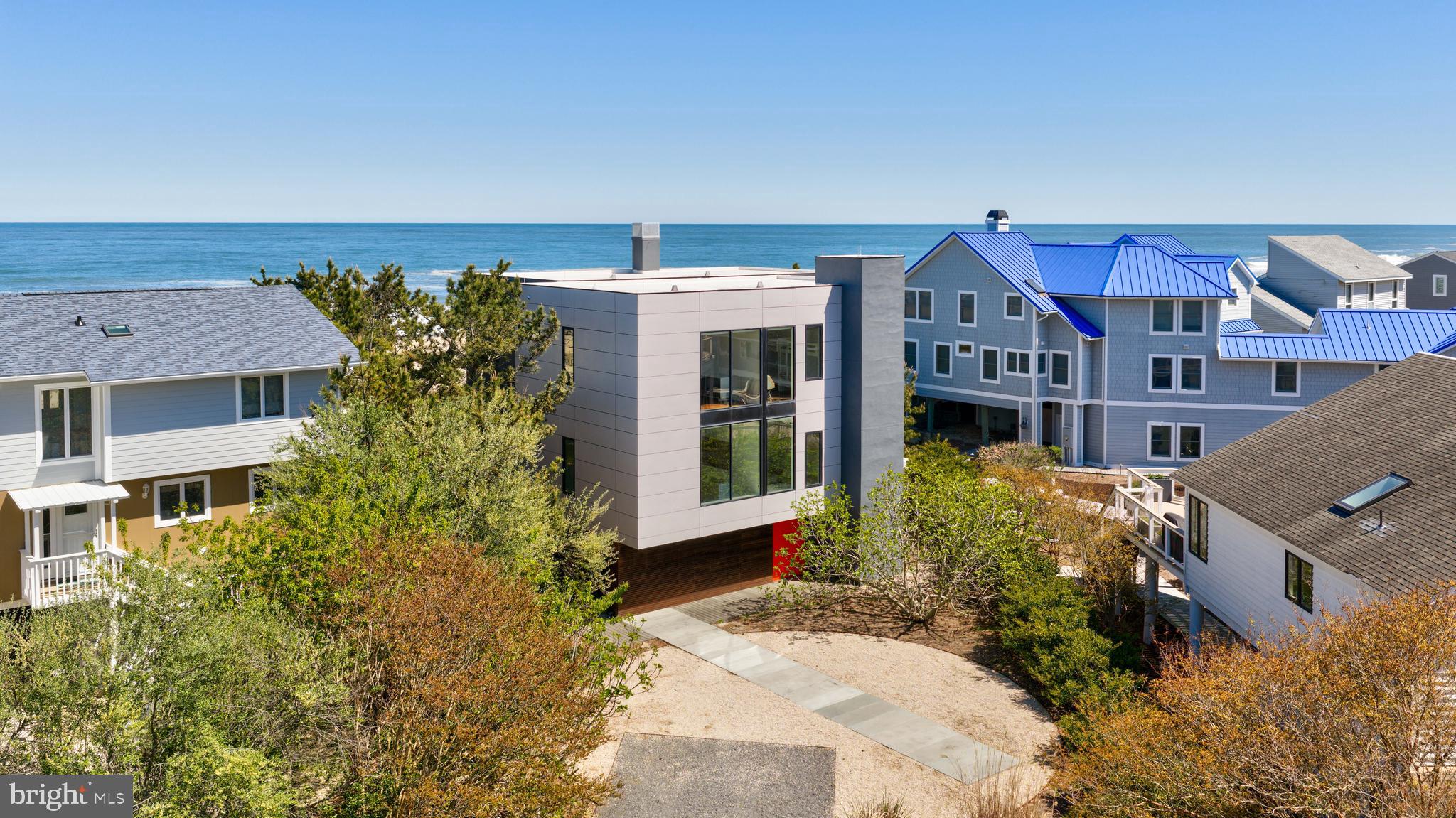 SEA DEL ESTATES - Residential