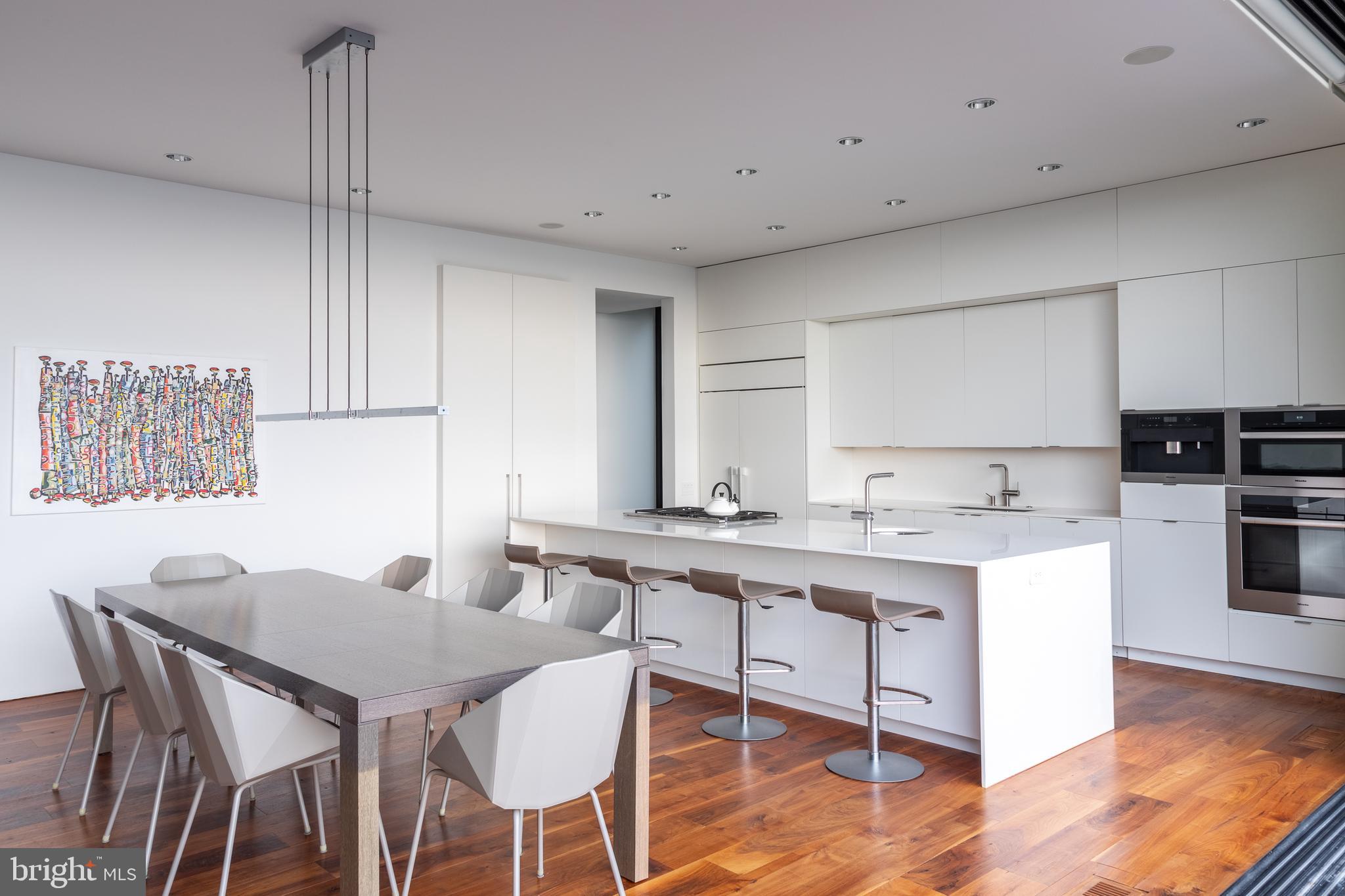 SEA DEL ESTATES - Residential