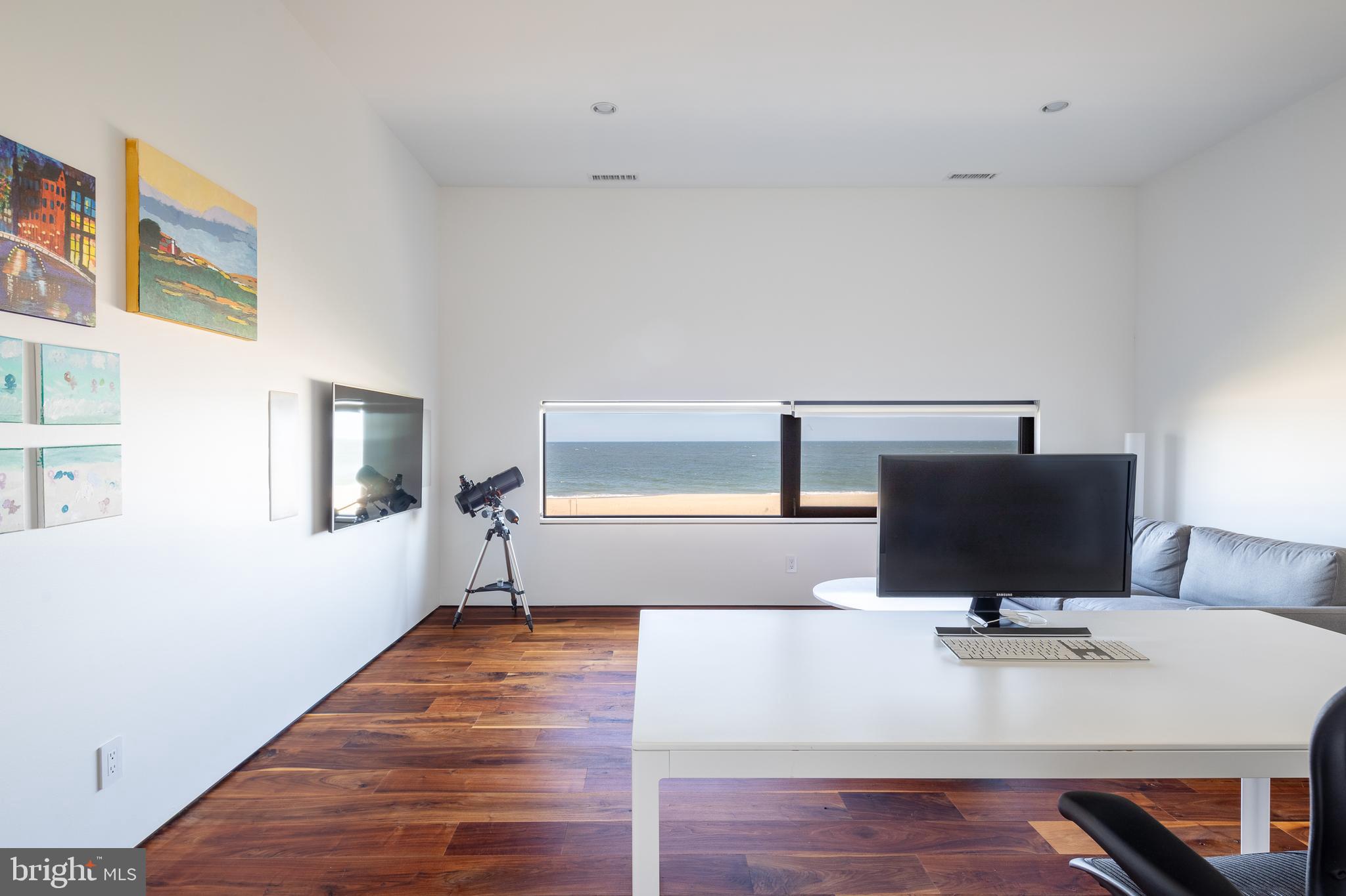 SEA DEL ESTATES - Residential