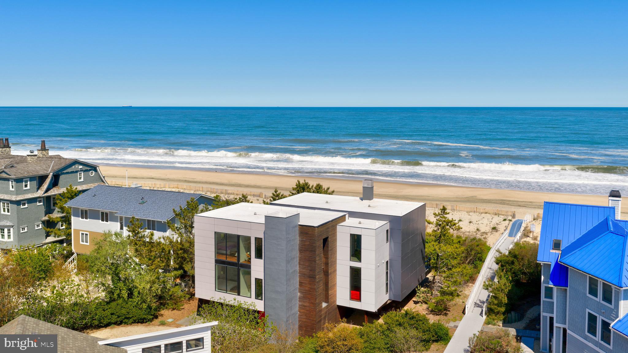 SEA DEL ESTATES - Residential