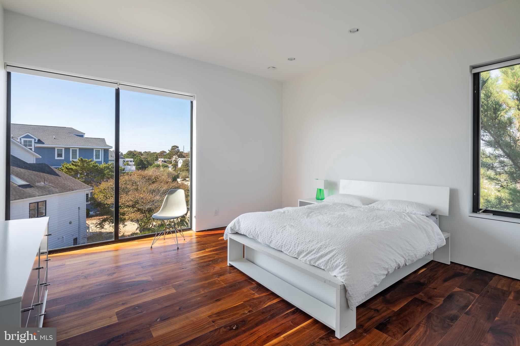 SEA DEL ESTATES - Residential