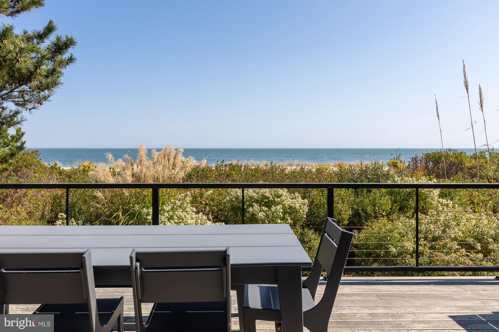 SEA DEL ESTATES - Residential