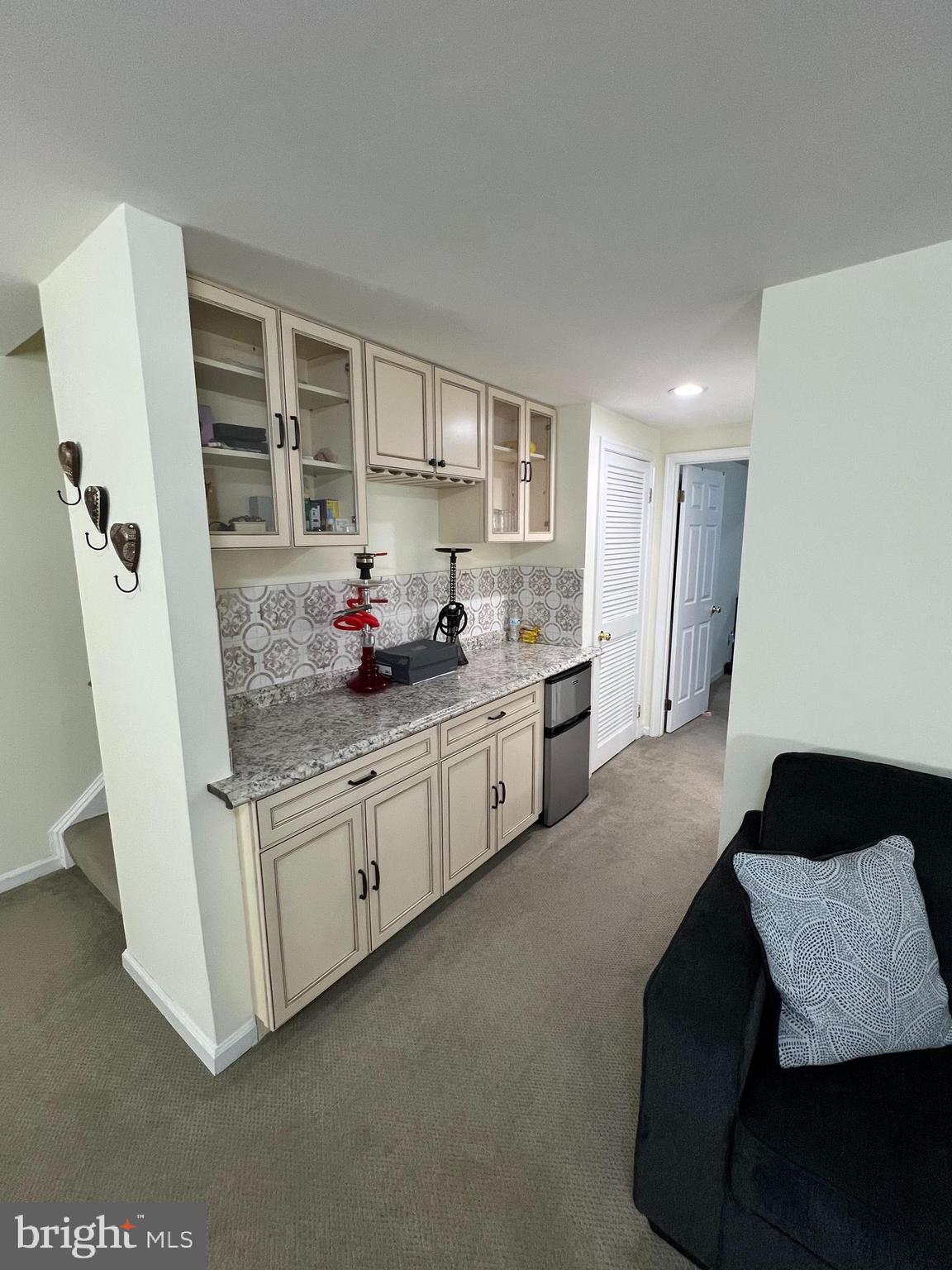 ASHBURN VILLAGE - Residential Lease