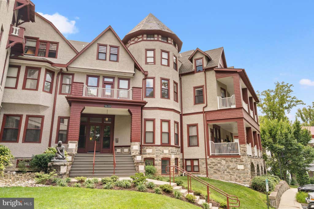 Photo of 9610 Dewitt Drive #SH203, SILVER SPRING, MD 20910 (MLS # MDMC2251048)