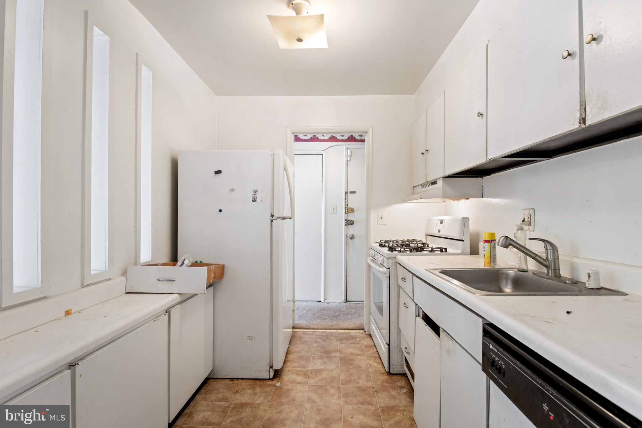 512 WILSON BRIDGE DRIVE 6713B