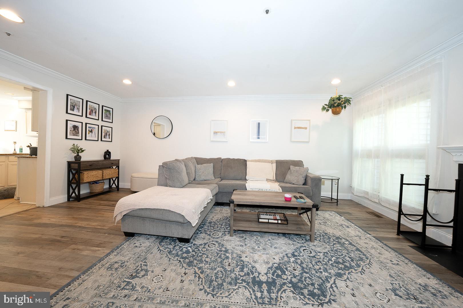 EXTON STATION - Residential