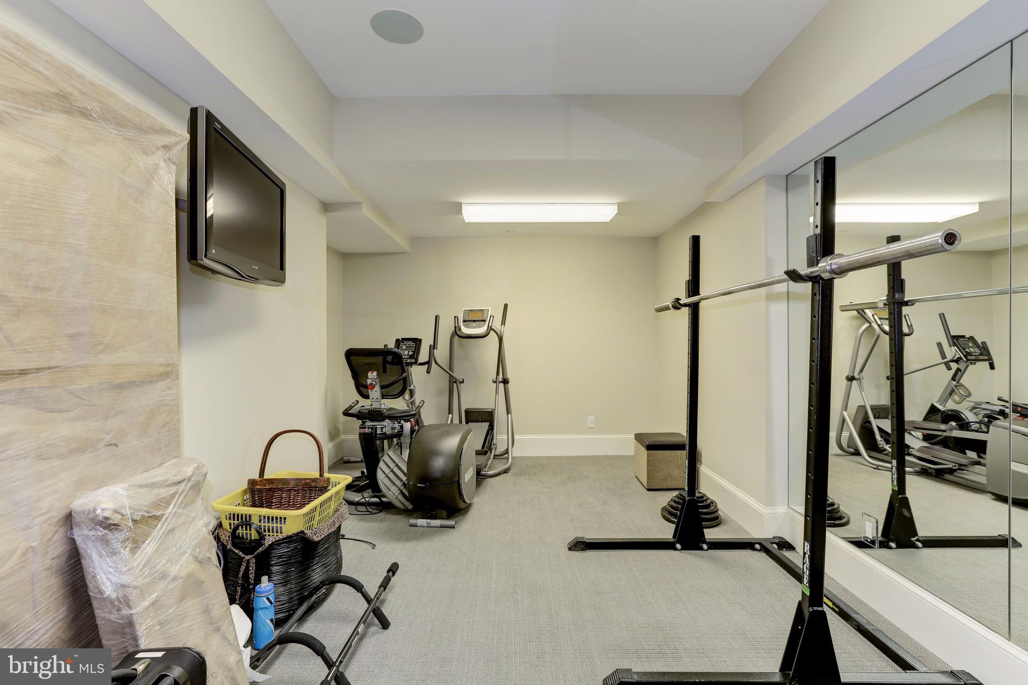 CHEVY CHASE VILLAGE - Residential