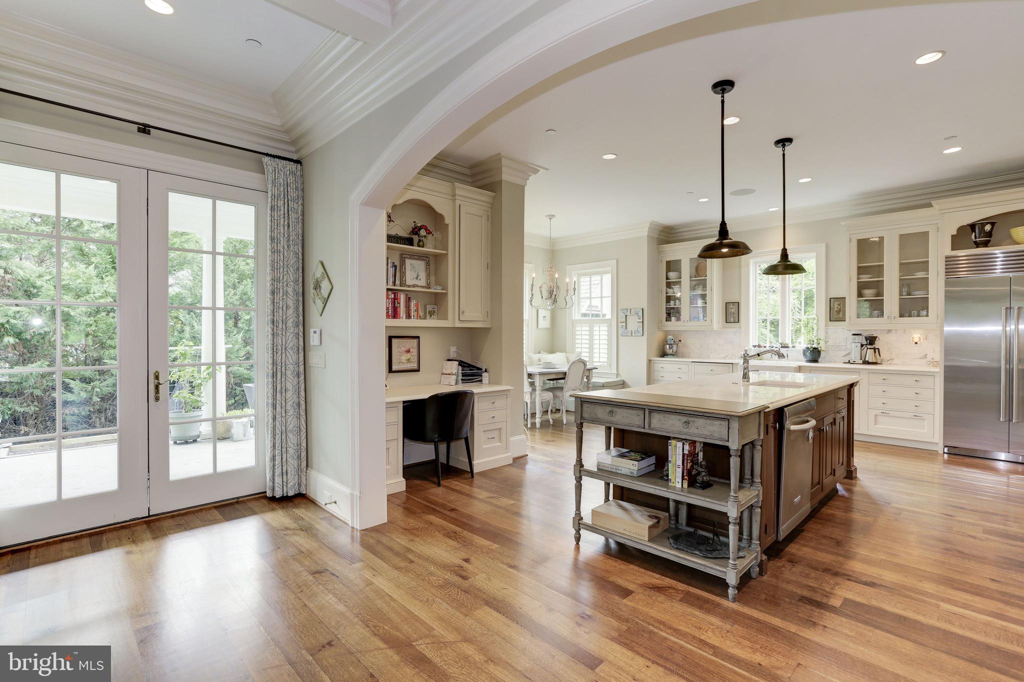 CHEVY CHASE VILLAGE - Residential