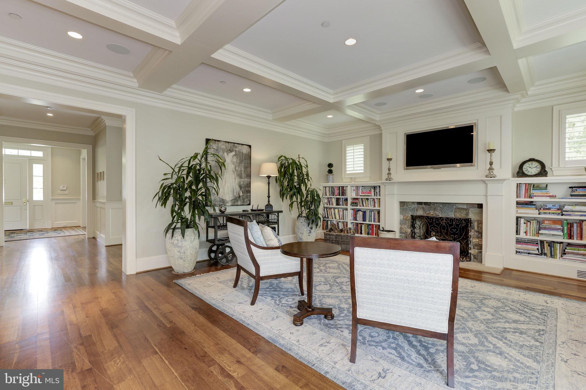 CHEVY CHASE VILLAGE - Residential